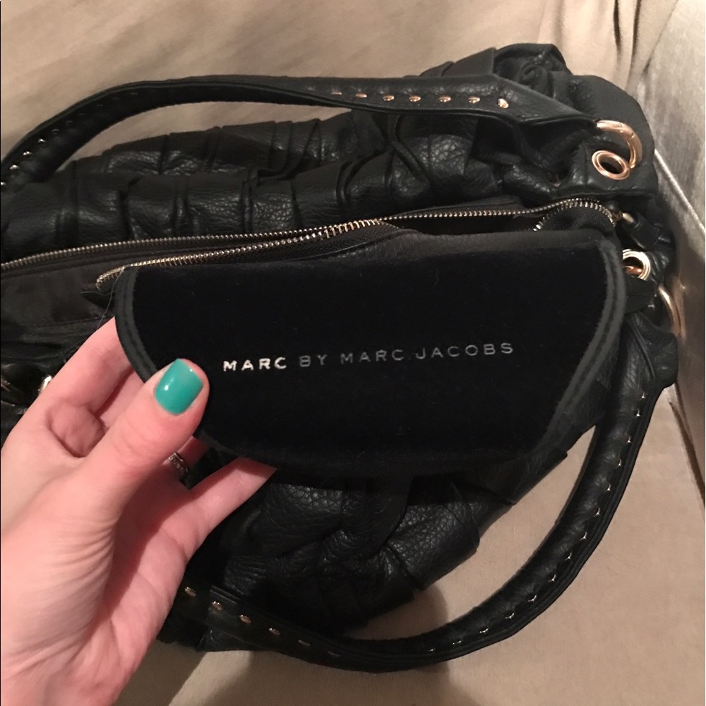 Marc jacobs sunglasses case