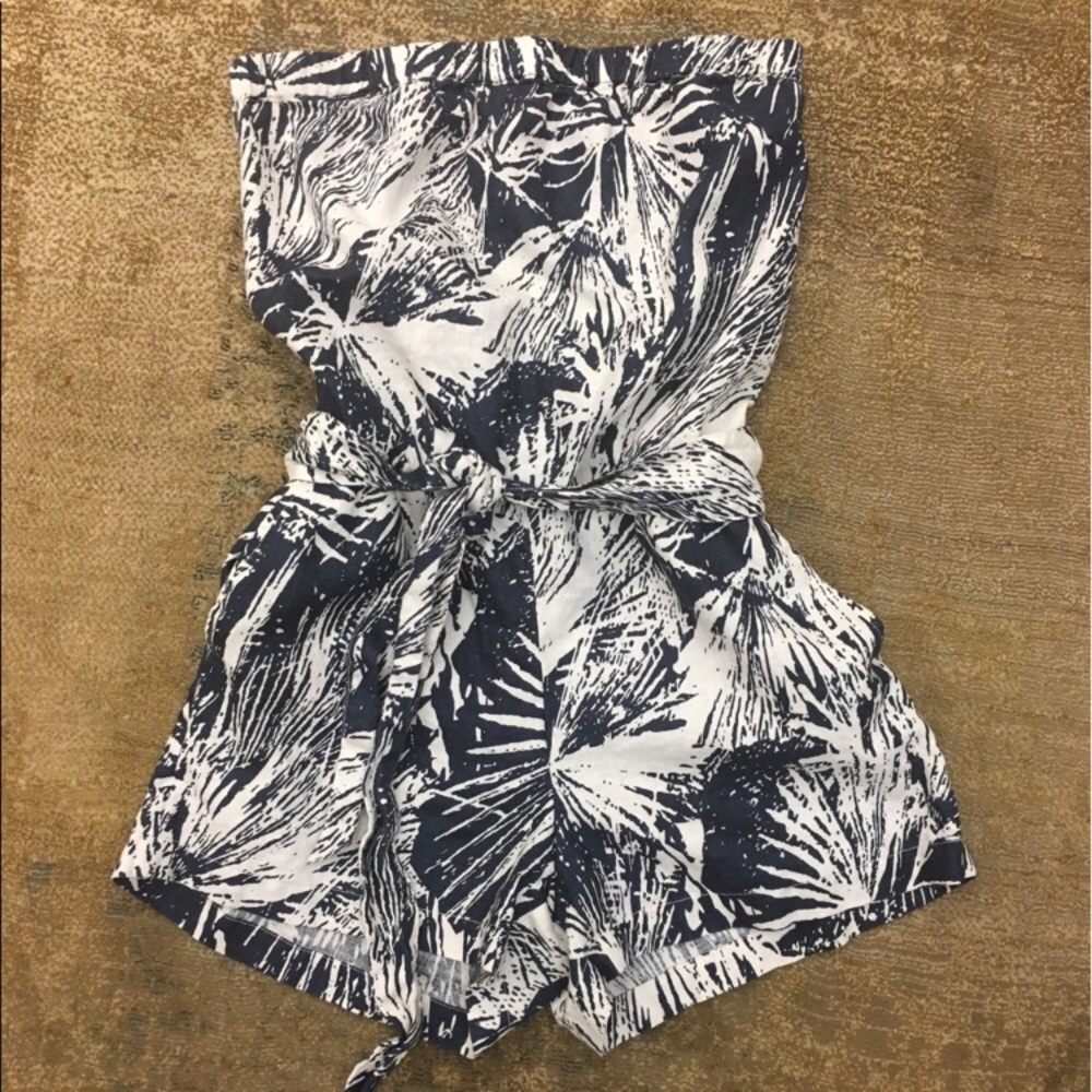 Banana Republic Size 10 Romper