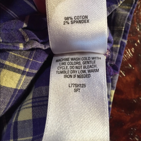 Cabelas Plaid Two Pocket Button Down Shirt - Picture 4 of 8