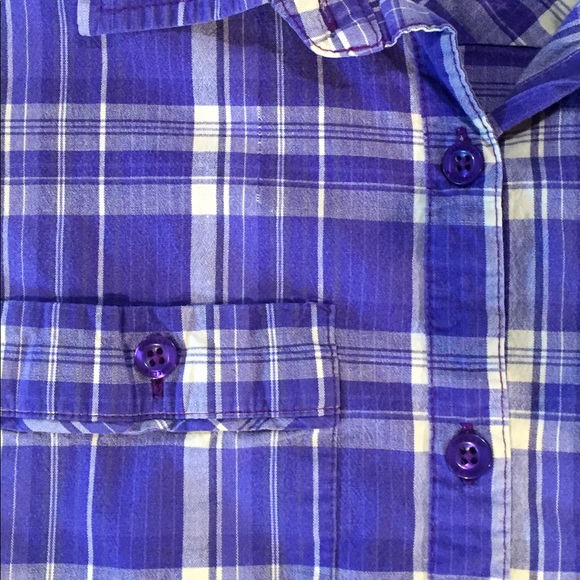 Cabelas Plaid Two Pocket Button Down Shirt - Picture 7 of 8