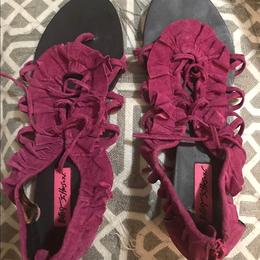 HOT PINK BETSEY JOHNSON STRAPPY SANDALS WITH HEEL