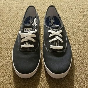 Navy Keds size 7