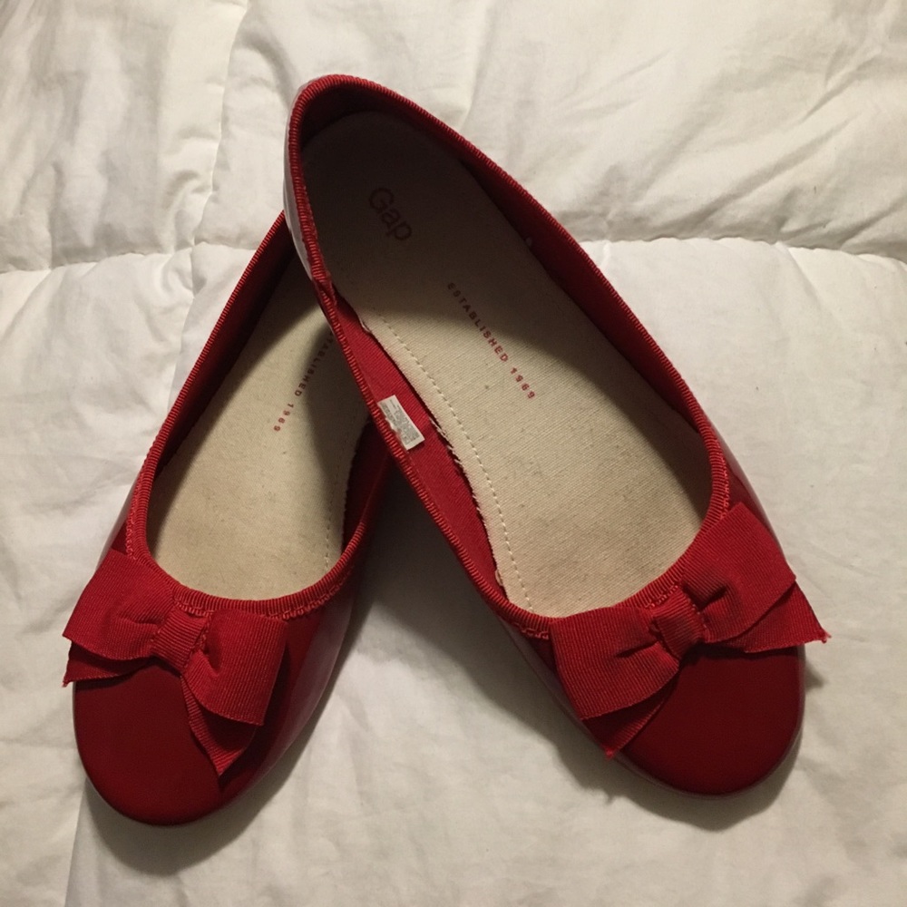 GAP girls red flats