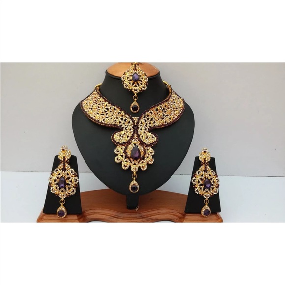 Fashionable party ware necklace set - Picture 1 of 4