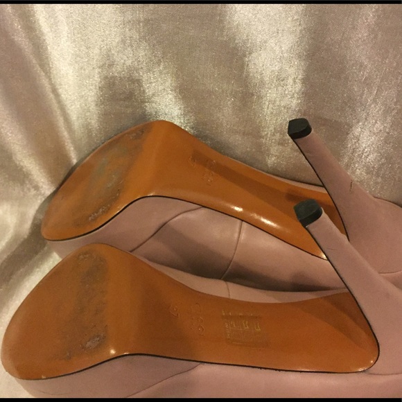 ✴️sold✴️Gucci Leather Mauve Pumps size 37 7 - Picture 8 of 8