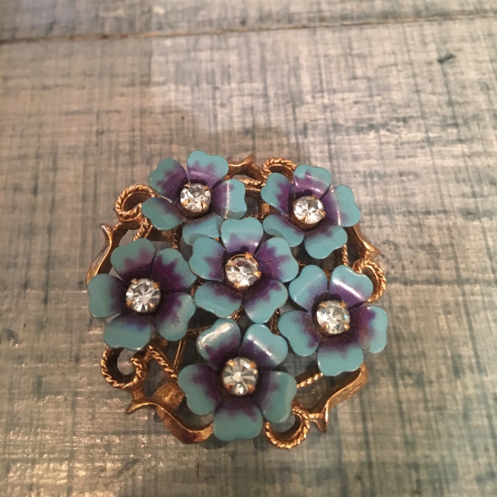 Antique Avon Pendant OR brooch 🌺