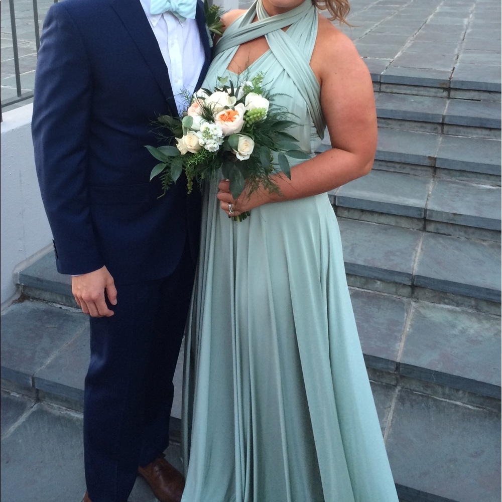 Twobirds Ballgown Size A w/ Bandeau (large)