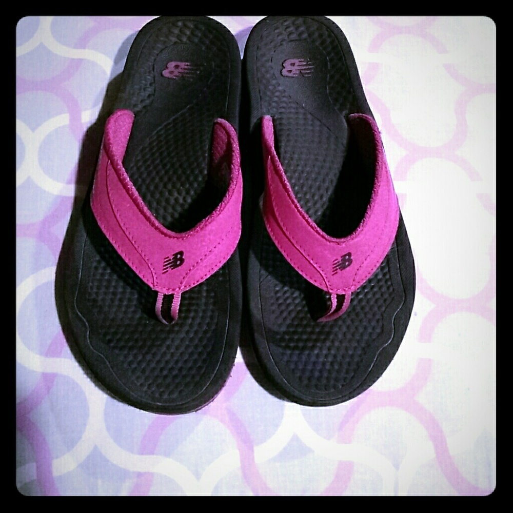 New Balance Arch Support Flip Flops