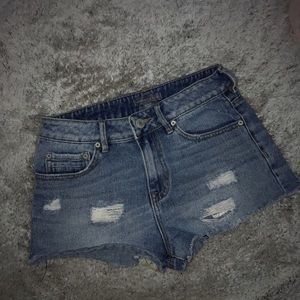 KENDALL & KYLIE denim shorts