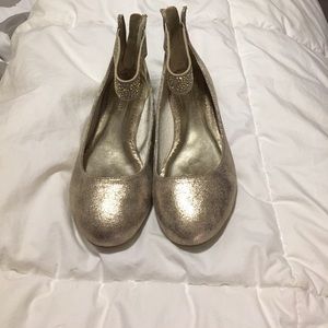 Nine West kids gold flats