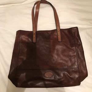 Median/ Large Leather Fossil tote