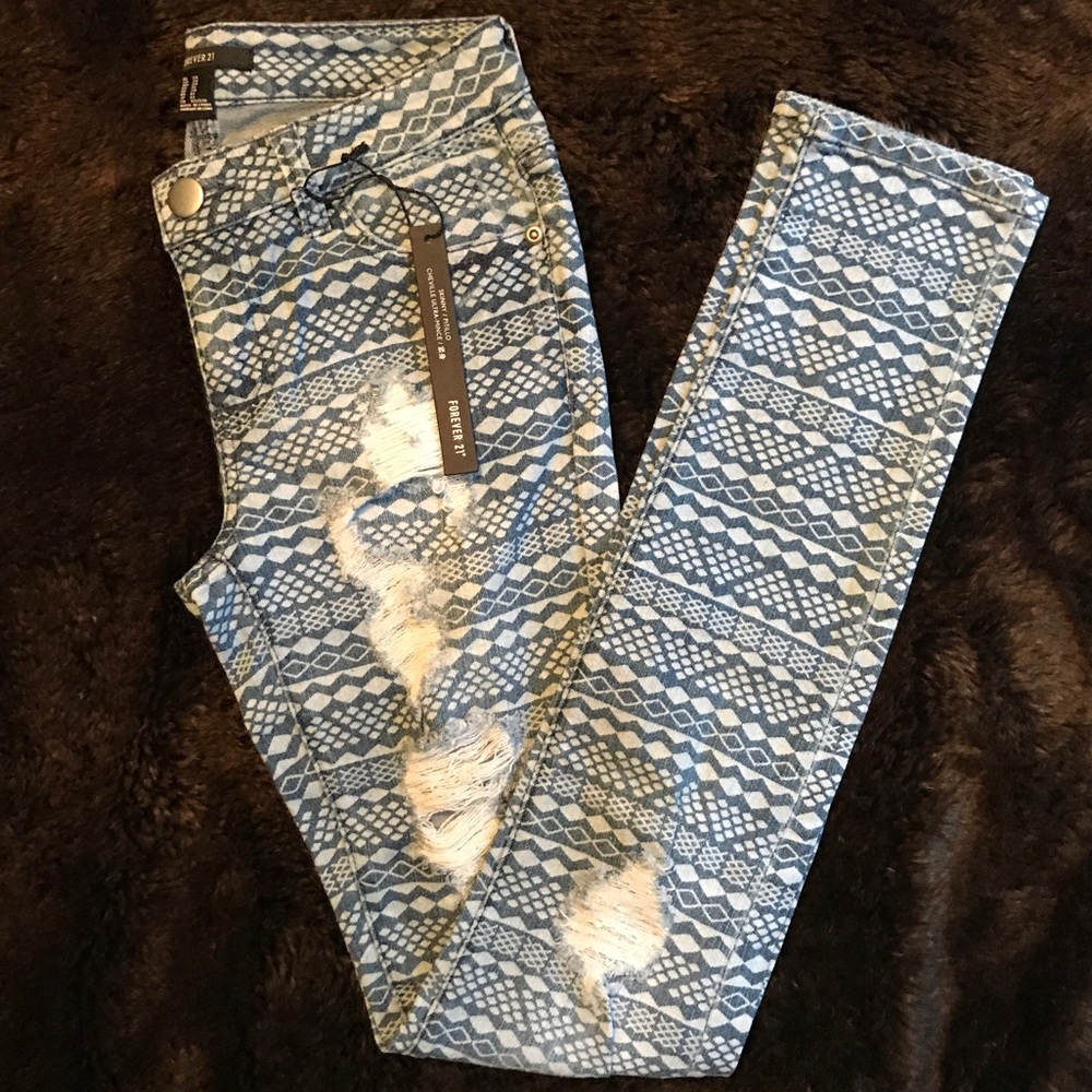 Forever 21 Lady Pants Sz 24, 29