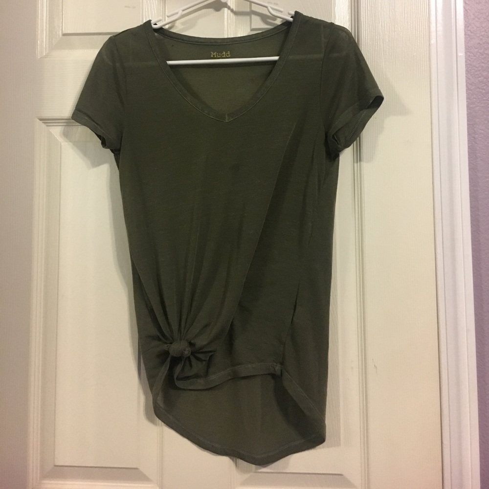 MEMORIAL DAY SALE Thin knotted tee