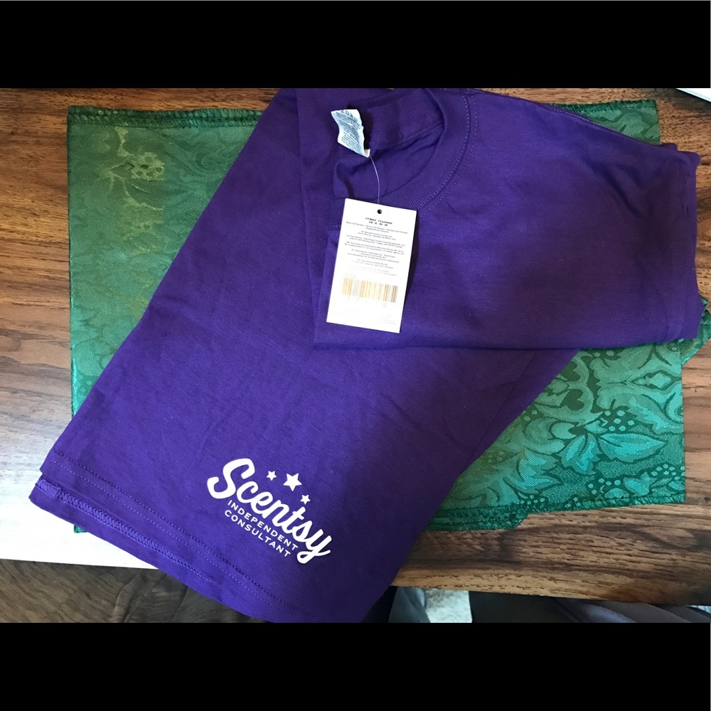 Scentsy Consultant T-Shirt (Unisex Shirt)