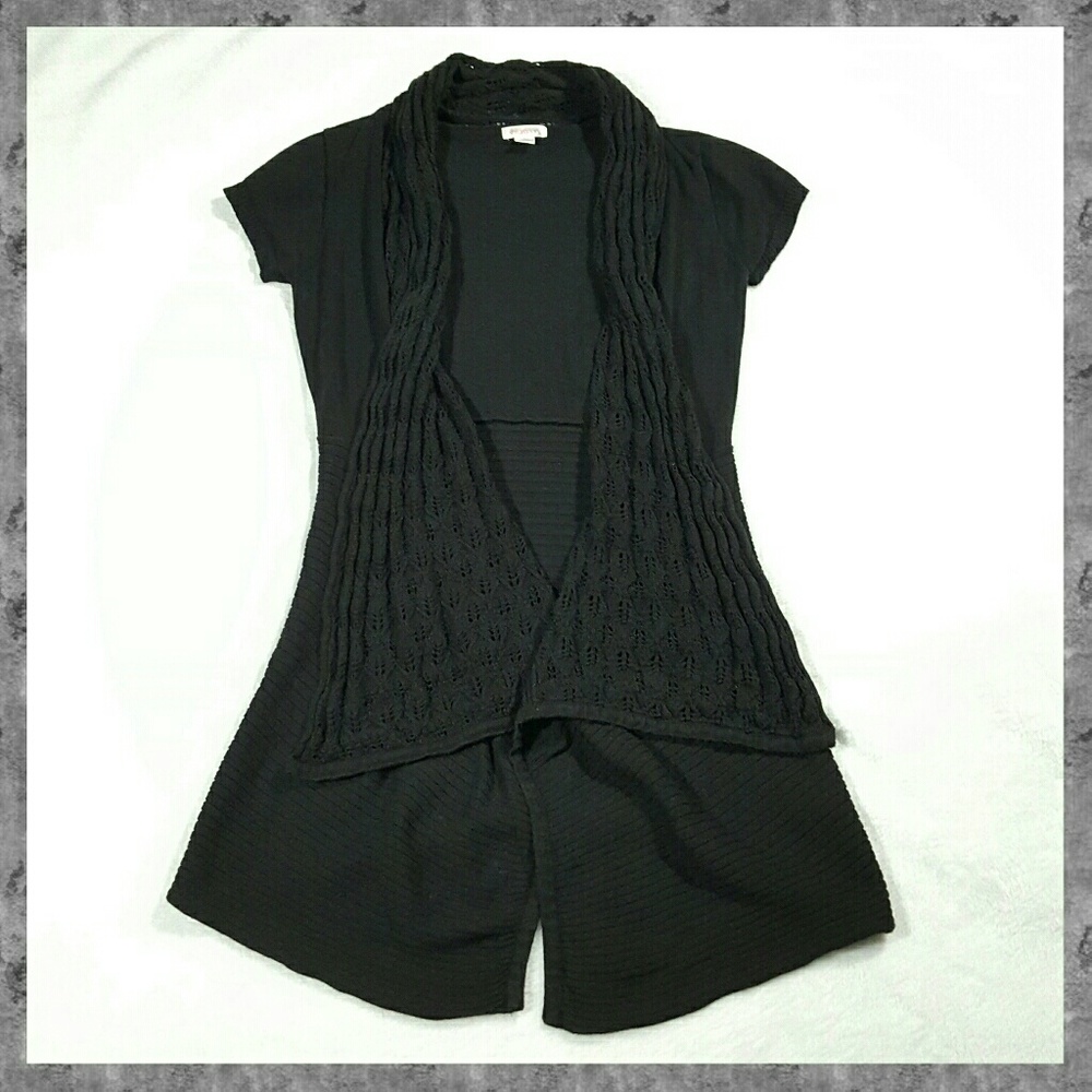 Xhilaration Black Crocheted Short Sleeved Cover