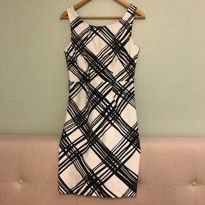 Structured black and white pattern dress