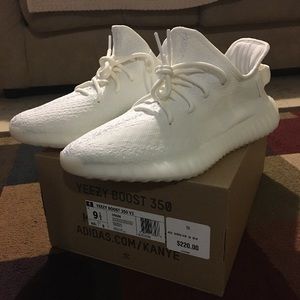 Yeezy 350 v2 cream