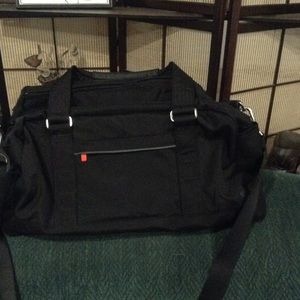 NWOT Lululemon duffel bag
