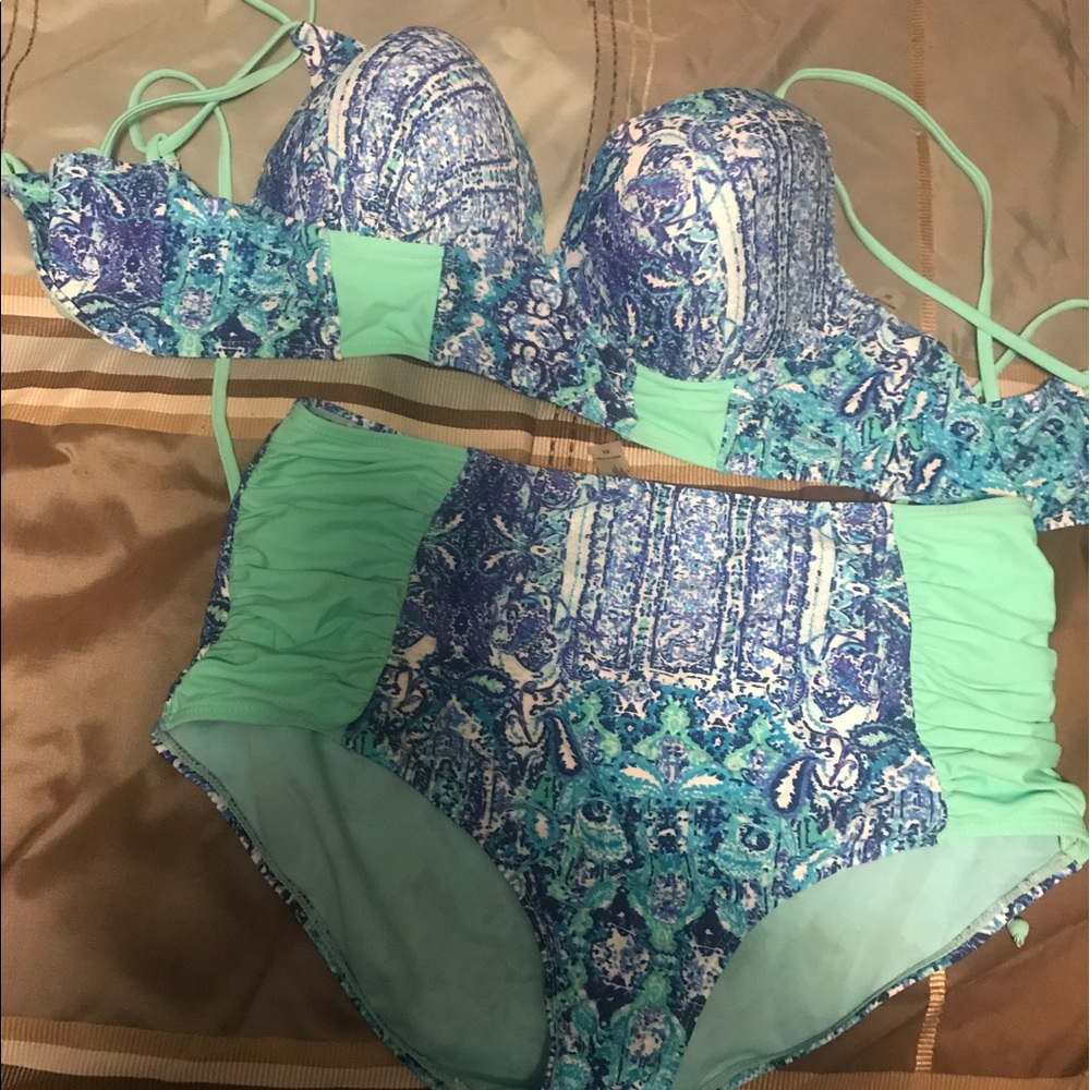 swim suit