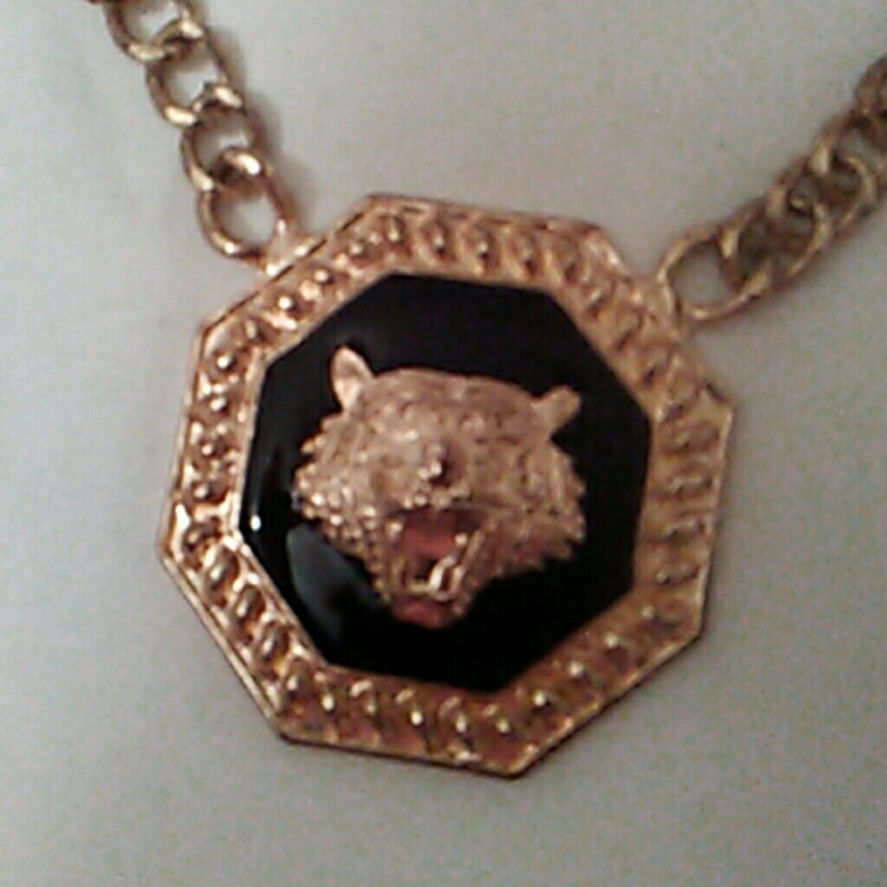 Necklace - Picture 2 of 2