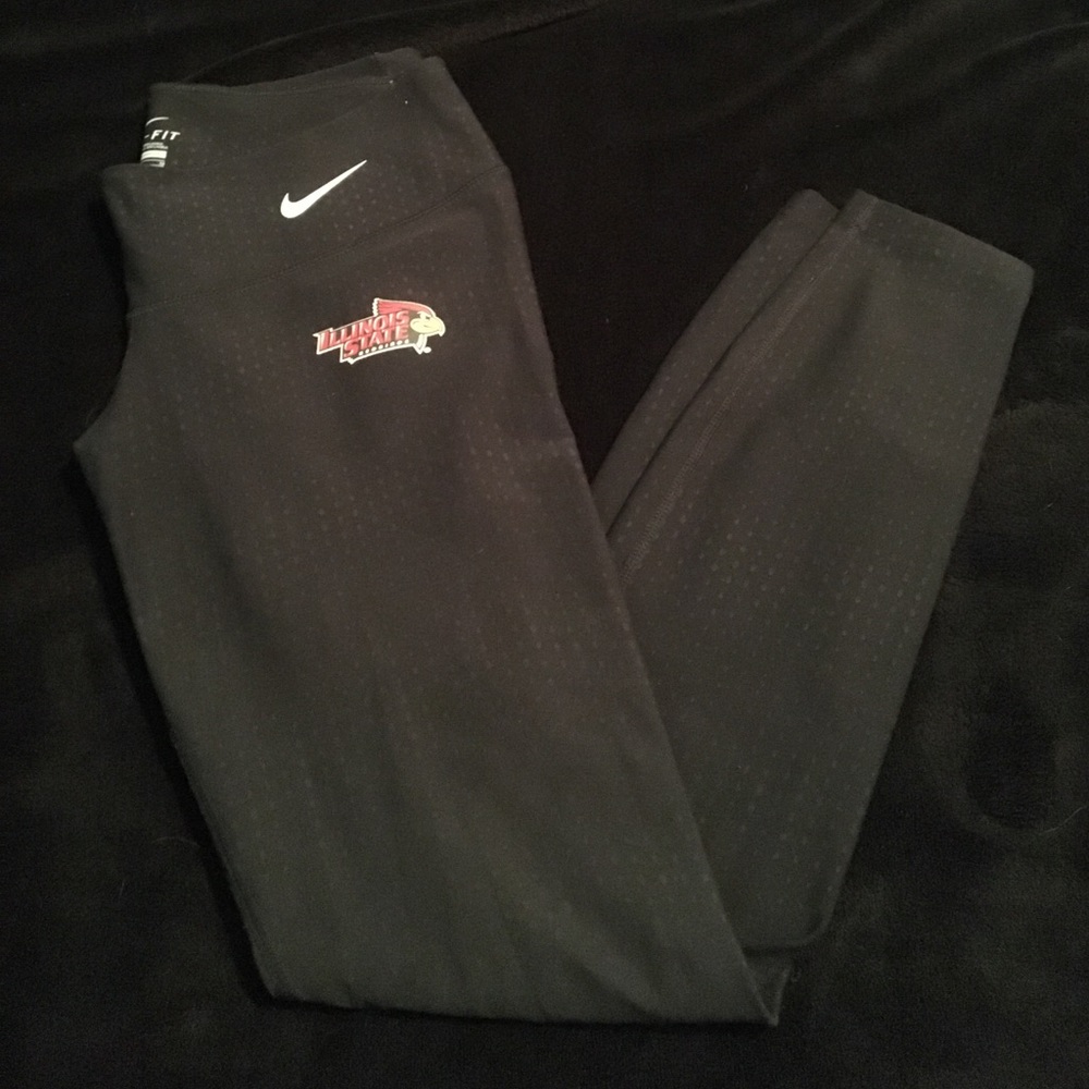 Black Nike Illinois state university legging.