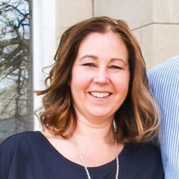 Meet your Posher, Thrifty Retail Therapy - Picture 3 of 3