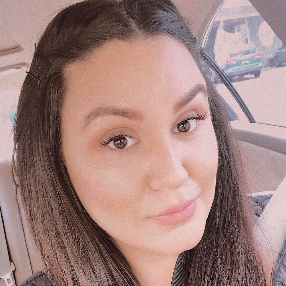 Meet your Posher, Veronica