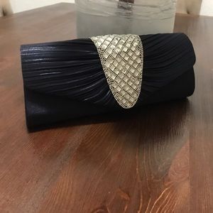 🆕Evening Navy clutch with rhinestone details
