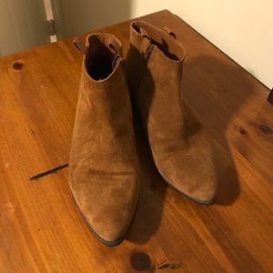 Pointed ankle toe booties