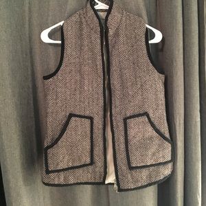 Houndstooth vest