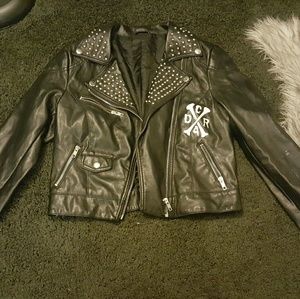 Stud leather jacket cropped