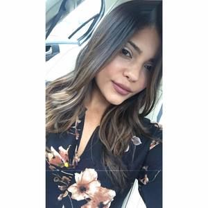 Meet your Posher, Christina