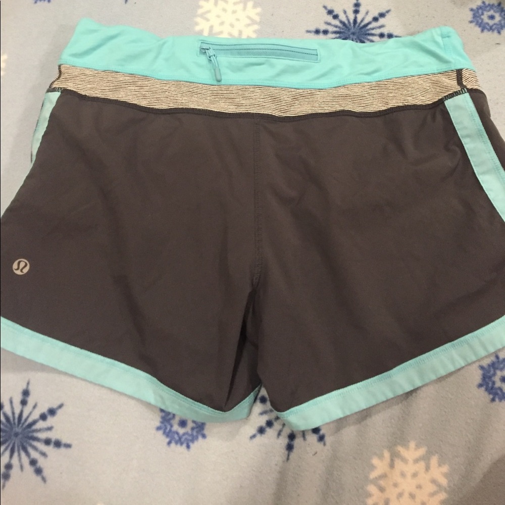 Lululemon size 6 shorts