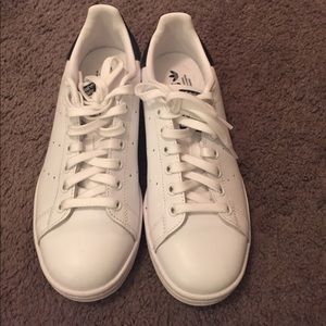 Stan Smith ORIGINAL ADIDAS- Unisex white and navy