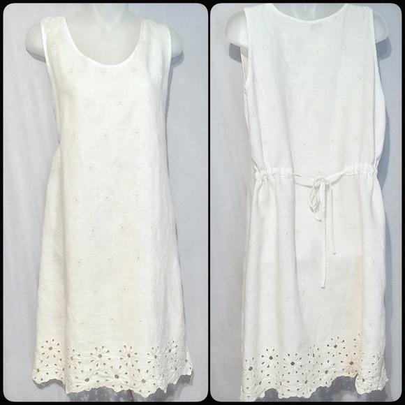 Liz and Jane Dresses & Skirts - Ivory Linen Eyelet Embellished Tie Back dress SZ M