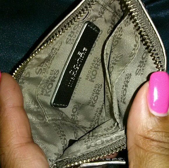 Mk wristlet - Picture 2 of 3