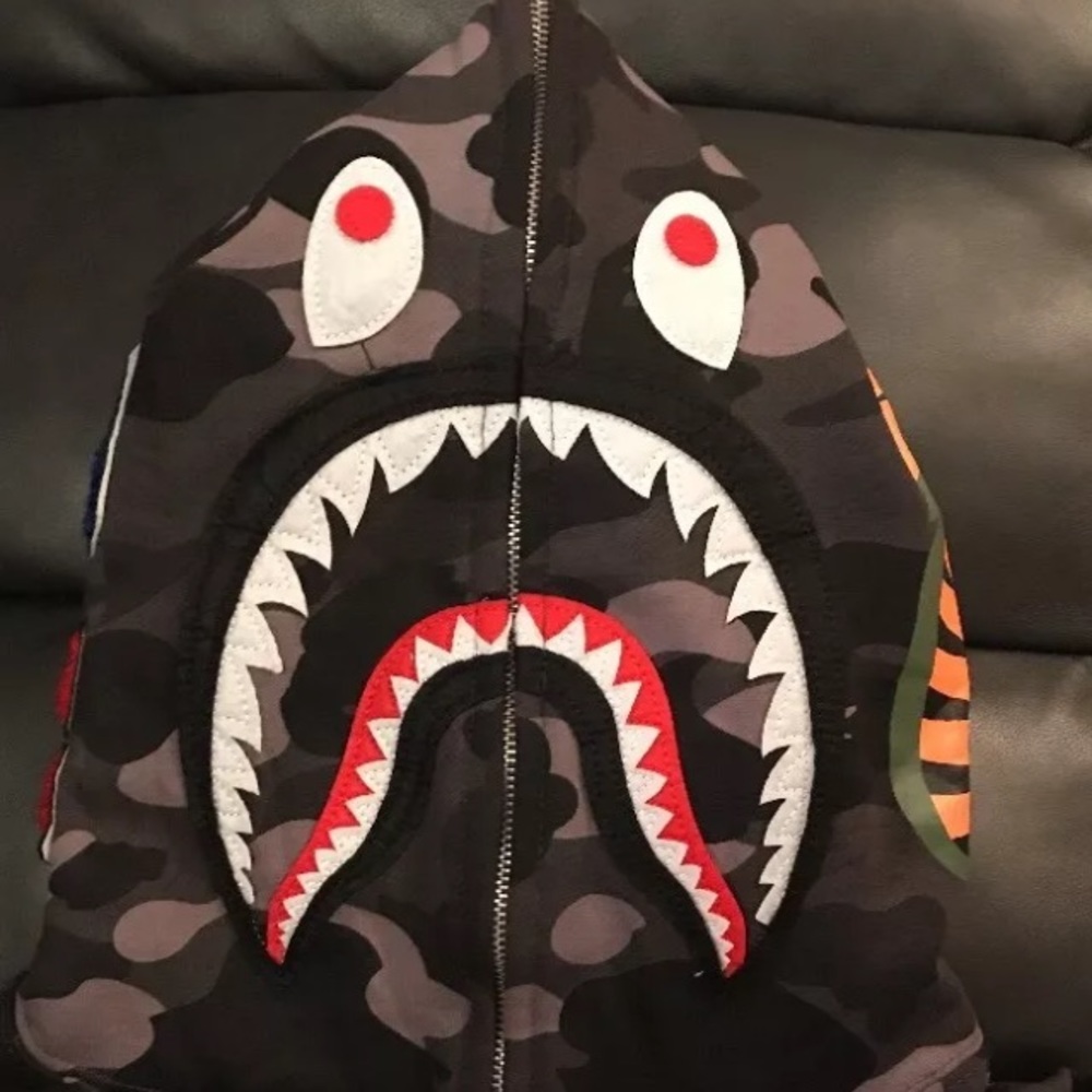 BAPE HOODIE FULL ZIP ( SHARK )