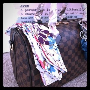 New pair of Twilly Twillies Floral Print Scarf