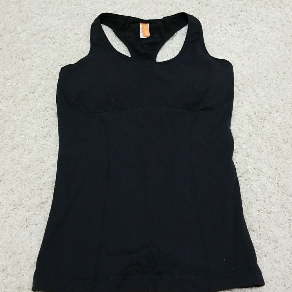 LUCY black athletic tank top