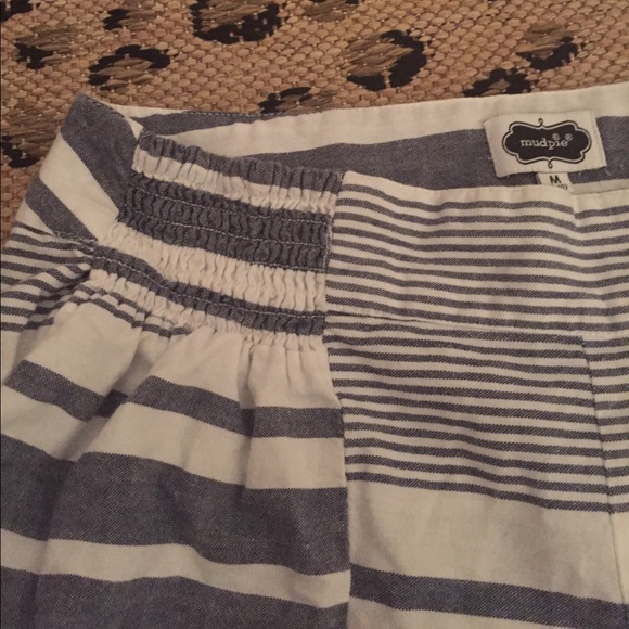 Mudpie Embroidered Shorts - Picture 3 of 4