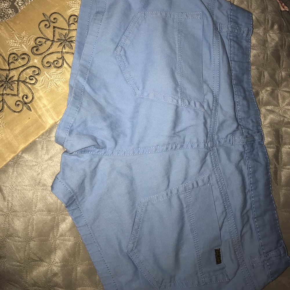 Blue short shorts - Picture 3 of 3