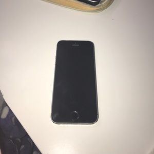 ❌SOLD❌ IPhone 5s
