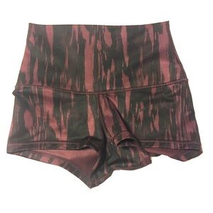 Lululemon boogie short