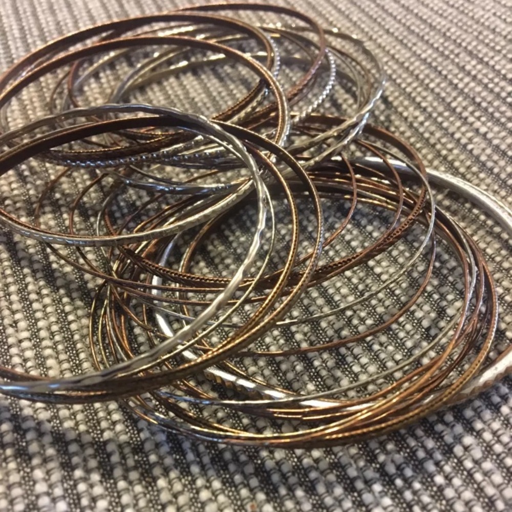 💟SOLD💟 Thin Metal Bangle Bracelet Lot