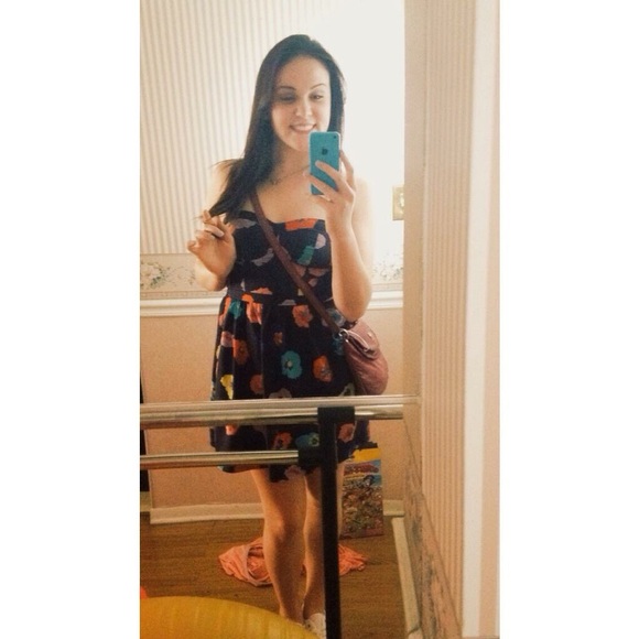 ✨HP✨ American Eagle Strapless Floral Dress🌸💐 - Picture 2 of 3