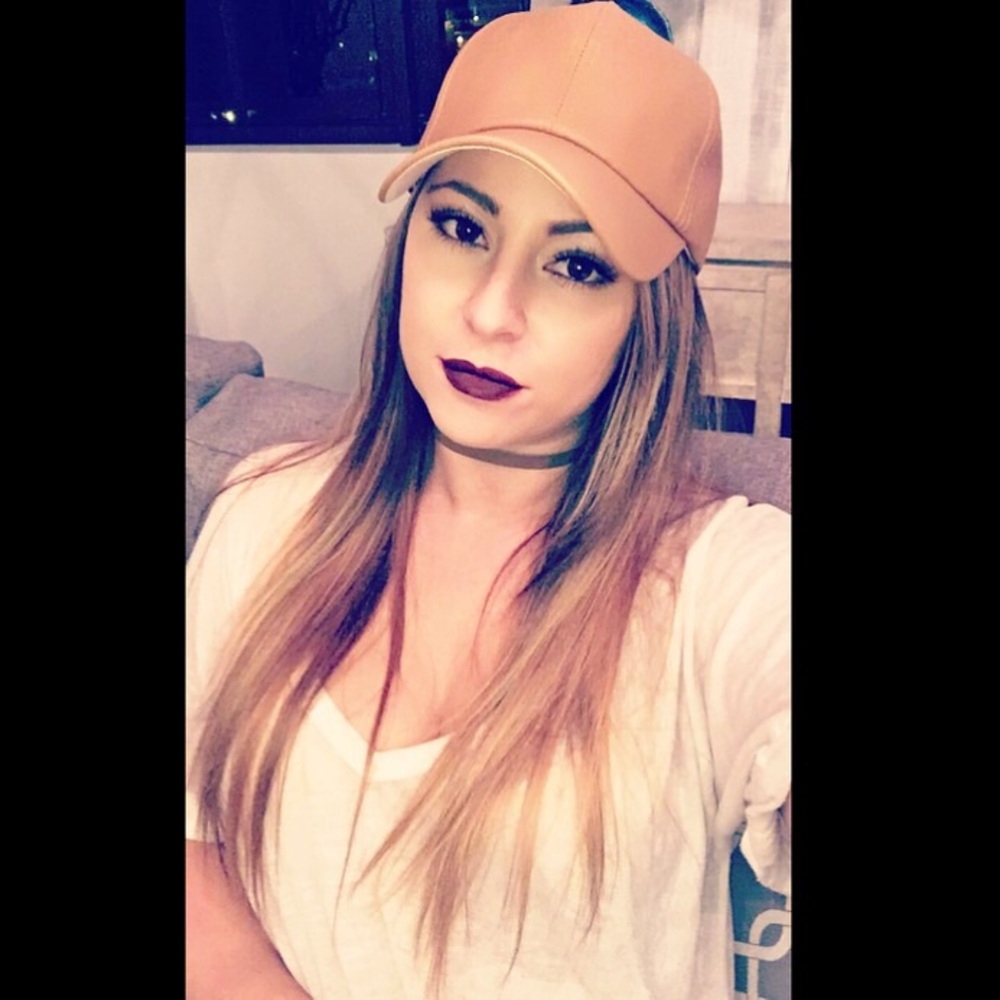 Meet your Posher, Cassie