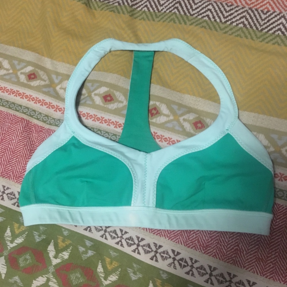 Size 4/6 Lululemon green sports bra