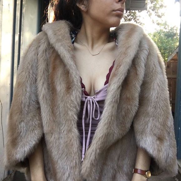 Faux fur cover/coat/half jacket - Picture 4 of 4