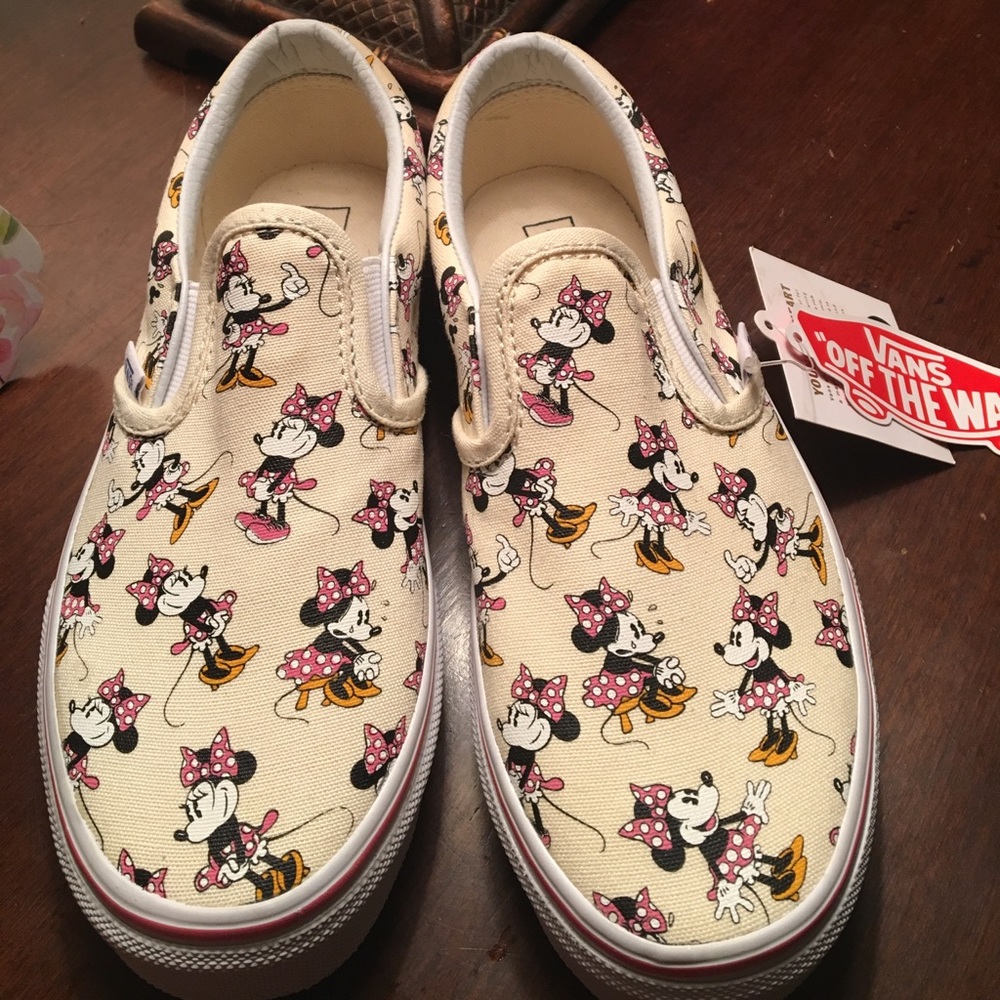 Minnie Mouse vans