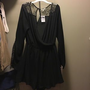 Charlotte Russe Romper-Black